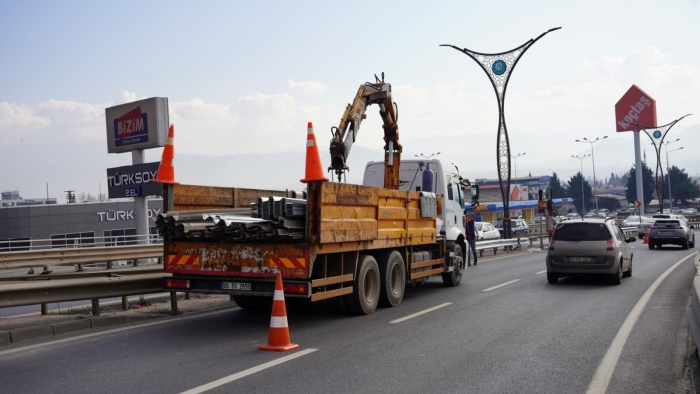 Hasarlı otokorkuluklar yenileniyor